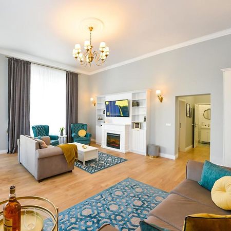 Victoria'S Old Town Deluxe Apartment (Adults Only) Temesvár Kültér fotó
