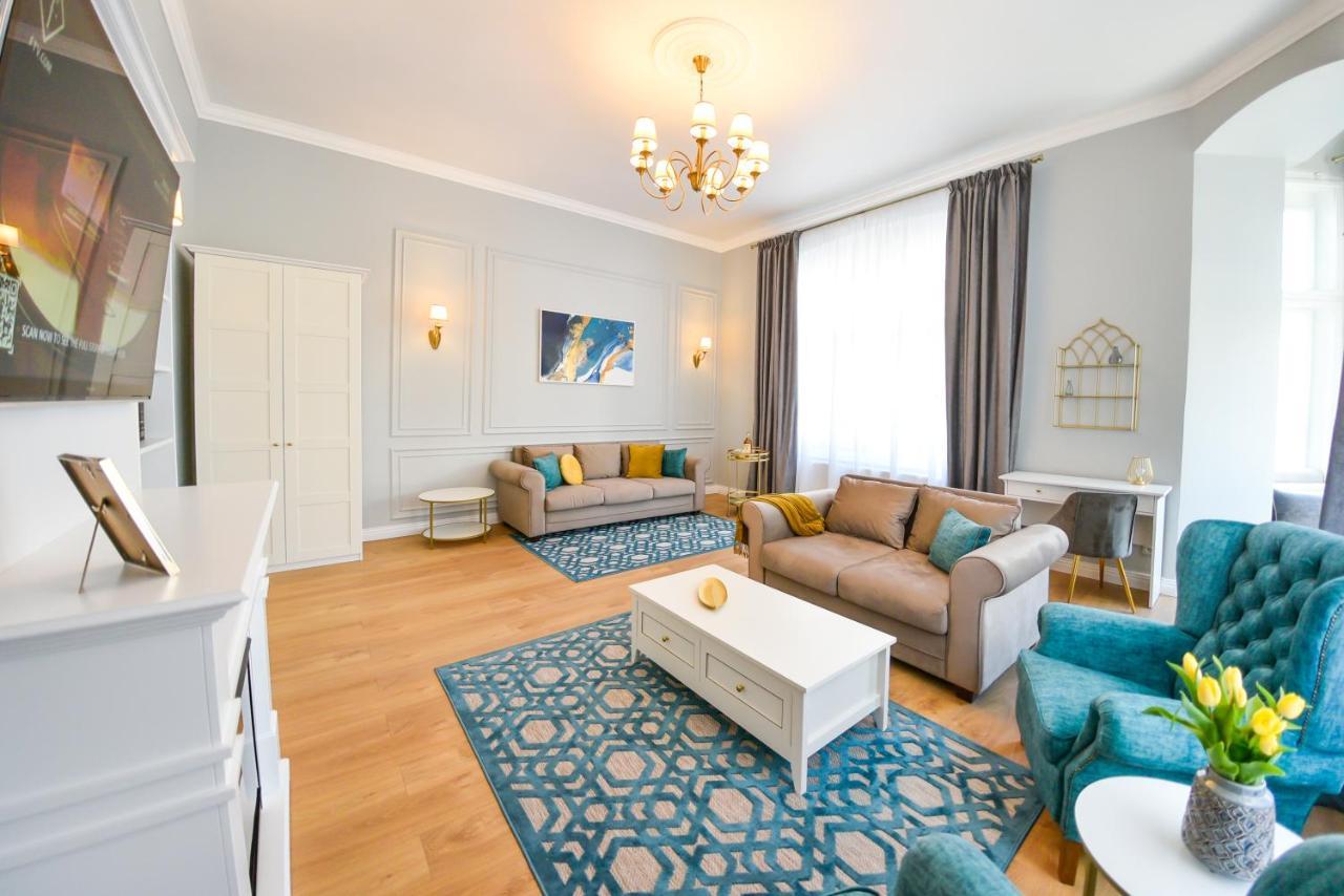 Victoria'S Old Town Deluxe Apartment (Adults Only) Temesvár Kültér fotó