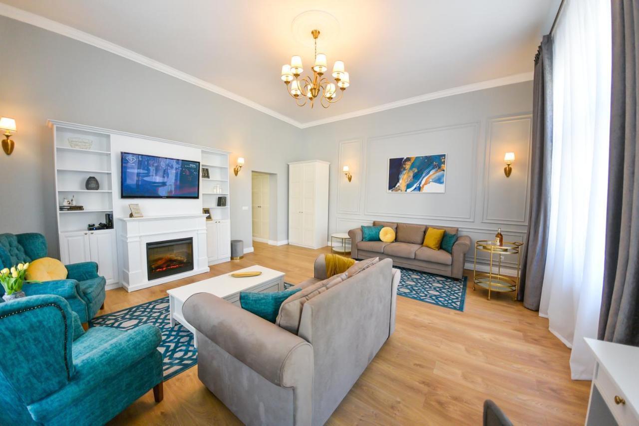 Victoria'S Old Town Deluxe Apartment (Adults Only) Temesvár Kültér fotó