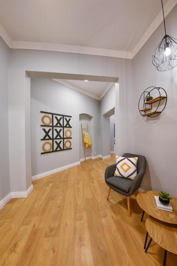 Victoria'S Old Town Deluxe Apartment (Adults Only) Temesvár Kültér fotó