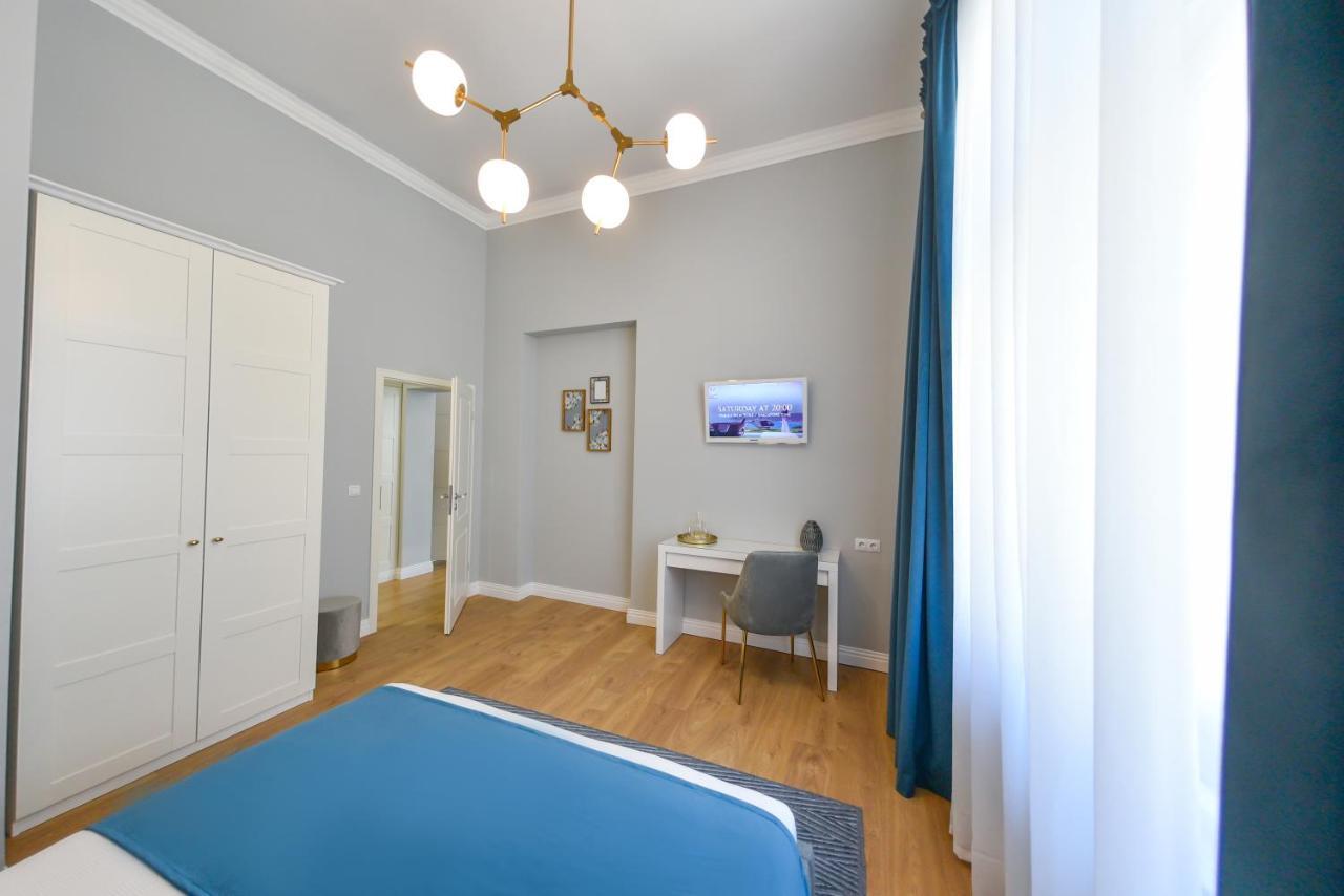 Victoria'S Old Town Deluxe Apartment (Adults Only) Temesvár Kültér fotó