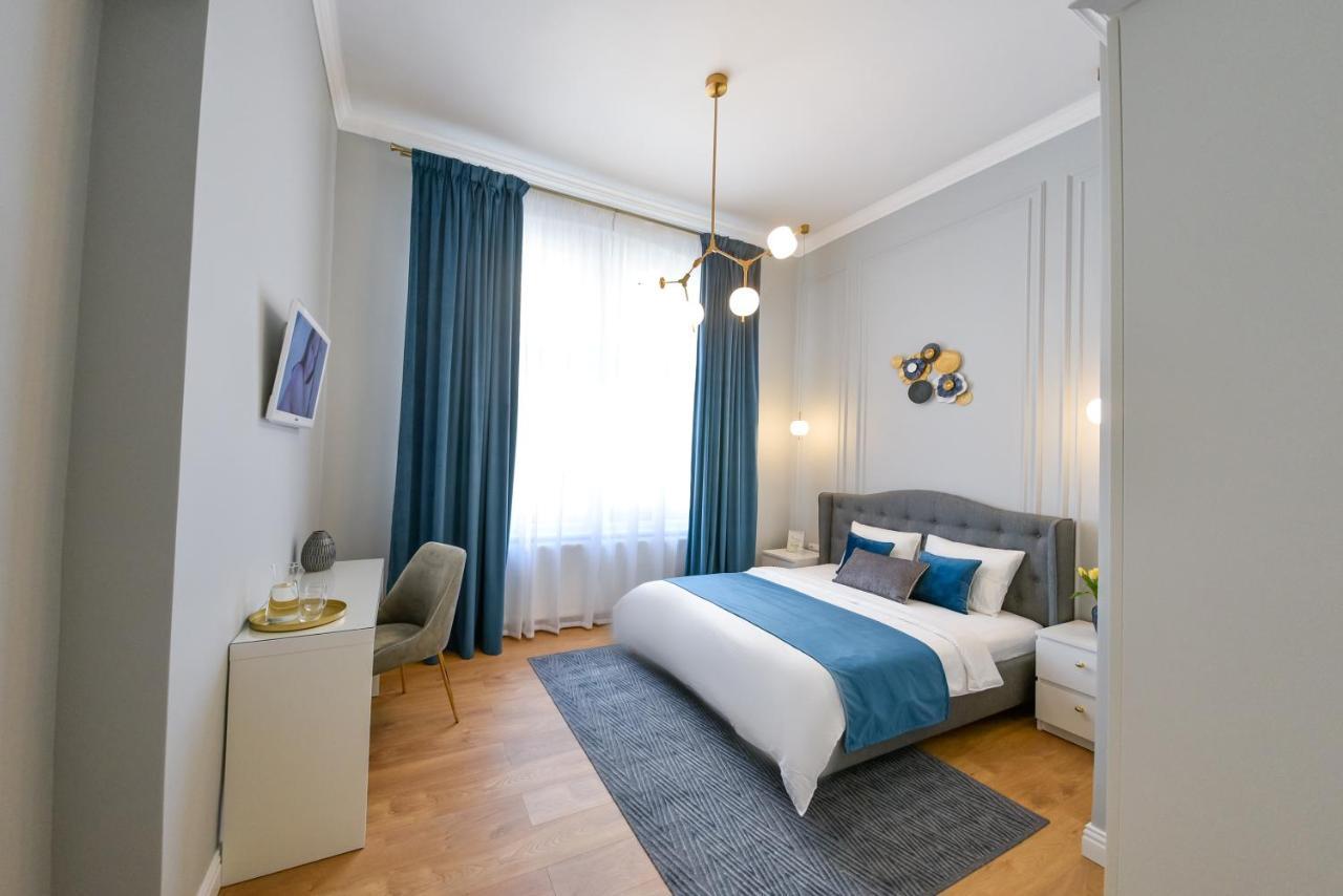 Victoria'S Old Town Deluxe Apartment (Adults Only) Temesvár Kültér fotó